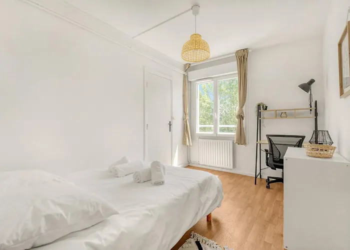 Apartment Grand - Parking Gratuit - Metro A 100m *